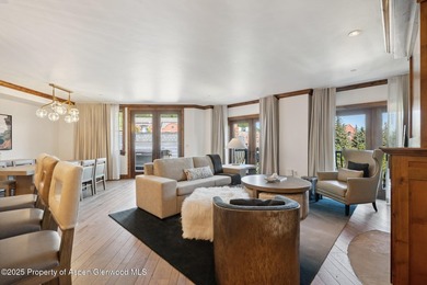 2024 renovations completed (including new decor, furniture - photo 3