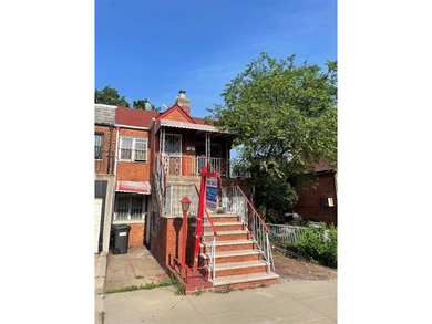 This two-family house in East Flatbush with a two-bedroom - photo 1