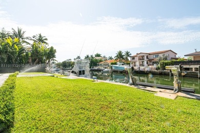 Attention Boaters enthusiasts, NO BRIDGES TO BAY, Top of the - photo 35