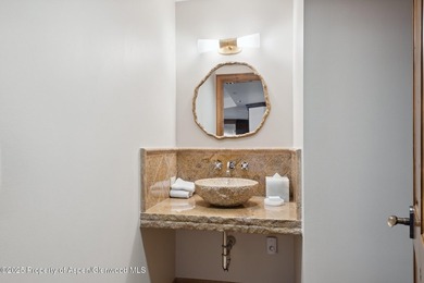 2024 renovations completed (including new decor, furniture - photo 9