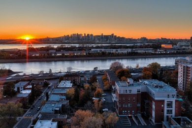 St Lawrence River Condo For Sale in Saint-Lambert 