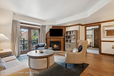 2024 renovations completed (including new decor, furniture - photo 3
