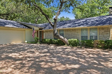 Lake Granbury Home For Sale in De Cordova Texas