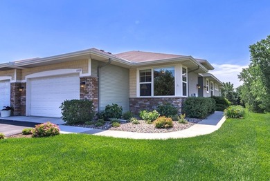 Single-level living with water views and a walk-out basement! - photo 1