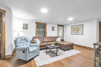 This completely remodeled 4 bedroom 2 bath, fully furnished home - photo 12