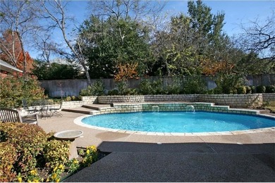 Beautiful home in exclusive Mira Vista! Stately - photo 15