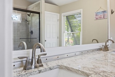 Saltwater pool, golf-course frontage, and oak hardwoods - photo 31