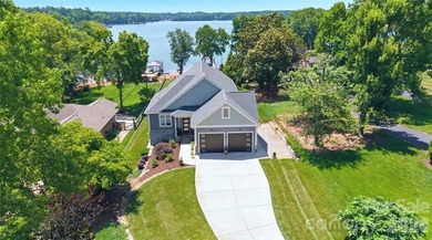 Where history, craftsmanship, and Lake Norman living converge - photo 1