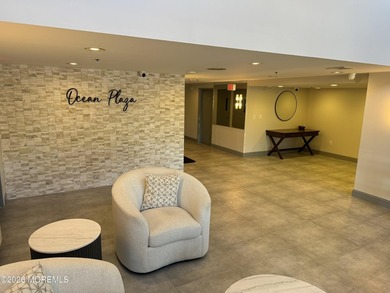Rare opportunity to own this gorgeous oceanfront/ocean view - photo 50