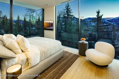 A rare offering on Red Mountain, combining luxury contemporary - photo 8
