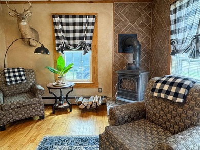 Beautiful 4-bedroom 1.5 bath home close to ATV trails. If you've - photo 12