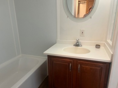 Well-maintained 2BR/2BA mobile home located just minutes from - photo 13