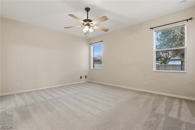 APPROVED SHORT SALE! Spacious and move in ready! This - photo 19