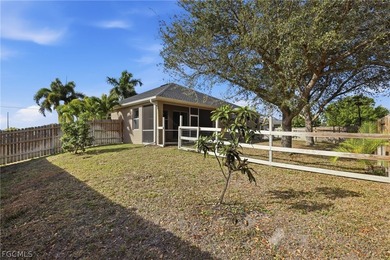 APPROVED SHORT SALE! Spacious and move in ready! This - photo 40