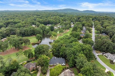 Discover this beautifully renovated custom estate, perfectly - photo 2