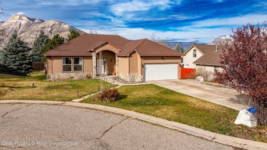 27 Snowberry Place in Parachute, CO is a 1,946-sq-ft ranch-style - photo 4