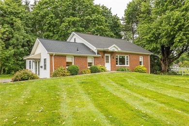 Welcome to this spacious and versatile 2,262 sq. ft. Cape Cod - photo 1