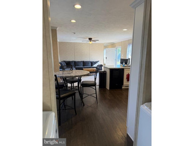 Enjoy coastal living in this well-maintained 3-bedroom, 2-bath - photo 5