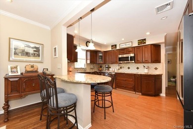 Beautifully maintained 3-bedroom, 2.5-bath ranch located in the - photo 15