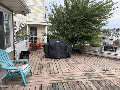 Waterfront Opportunity -- Minutes to the OPEN BAY! 3 Bed - 1 - photo 18