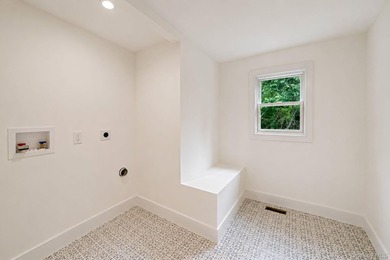 Welcome to 80A Springville Road, Hampton Bays ! This beautiful - photo 22