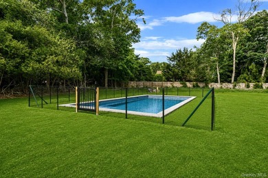 Welcome to 80A Springville Road, Hampton Bays ! This beautiful - photo 24