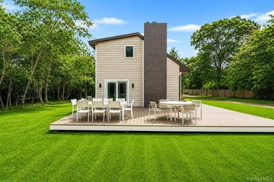 Welcome to 80A Springville Road, Hampton Bays ! This beautiful - photo 25