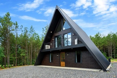 Broken Bow Lake Home For Sale in Broken Bow Oklahoma