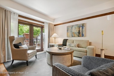 2024 renovations completed (including new decor, furniture - photo 7