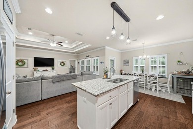 Beautiful home surrounded by nature and tucked away from it all - photo 10