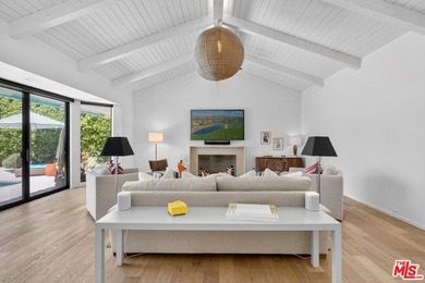 Desert living at its finest in coveted Morningside Country Club! - photo 11