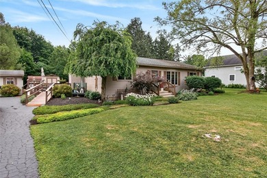 Country Roads Take Me Home! Welcome home to this charming 1,170 - photo 4