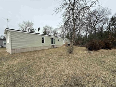 Live the lake life in this 2023 manufactured home just steps - photo 18