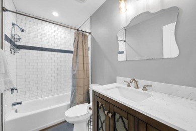 Directly across the street from the Gulf, this 2 bedroom, 2 - photo 21