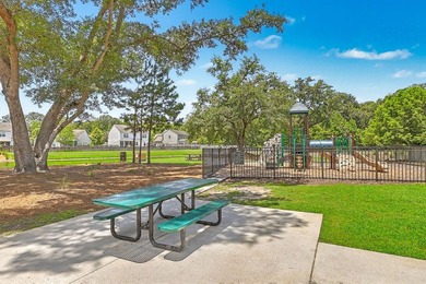 Welcome to the Oakfield neighborhood on Johns Island. Located - photo 32