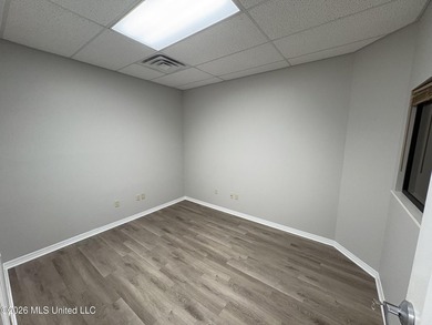 Wonderful location, high and dry, conveniently located on the - photo 36