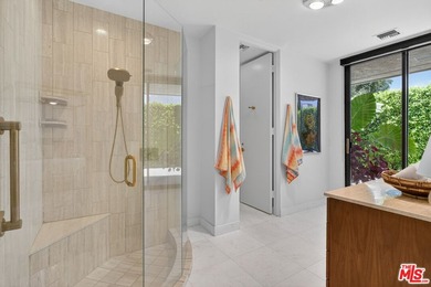 Desert living at its finest in coveted Morningside Country Club! - photo 44