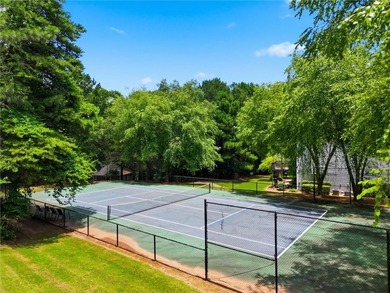 Beautiful End Unit Townhome walking distance to Lake Lanier with - photo 12