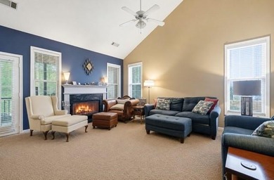 Beautiful End Unit Townhome walking distance to Lake Lanier with - photo 14