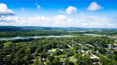 Welcome to Lake Road Estates! This spacious two-story home - photo 19