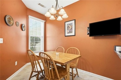 Beautiful End Unit Townhome walking distance to Lake Lanier with - photo 19