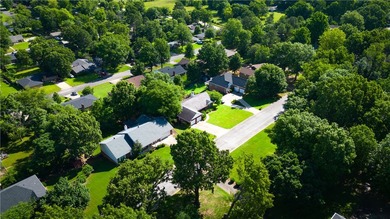 Welcome to Lake Road Estates! This spacious two-story home - photo 23