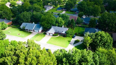 Welcome to Lake Road Estates! This spacious two-story home - photo 25