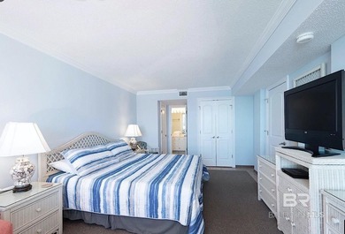 Rare opportunity to own a premier east-corner condo in a - photo 5