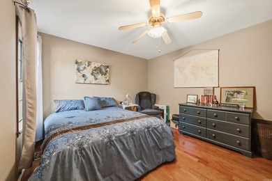 Beautiful lakefront condo in serene setting, close to everything - photo 28