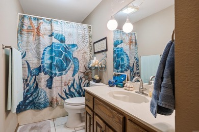 Beautiful lakefront condo in serene setting, close to everything - photo 29