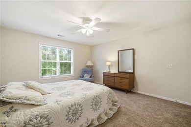 Beautiful End Unit Townhome walking distance to Lake Lanier with - photo 29