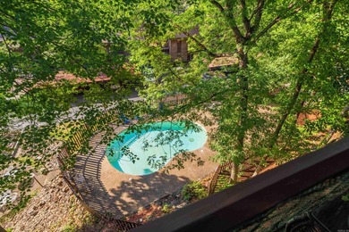 Beautiful lakefront condo in serene setting, close to everything - photo 33