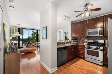 Experience sophisticated city living in this spacious 2 bedroom - photo 8