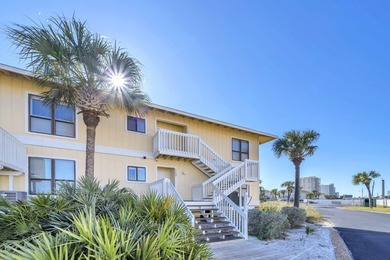 This wonderful condo is right on the beach and has a fantastic - photo 2